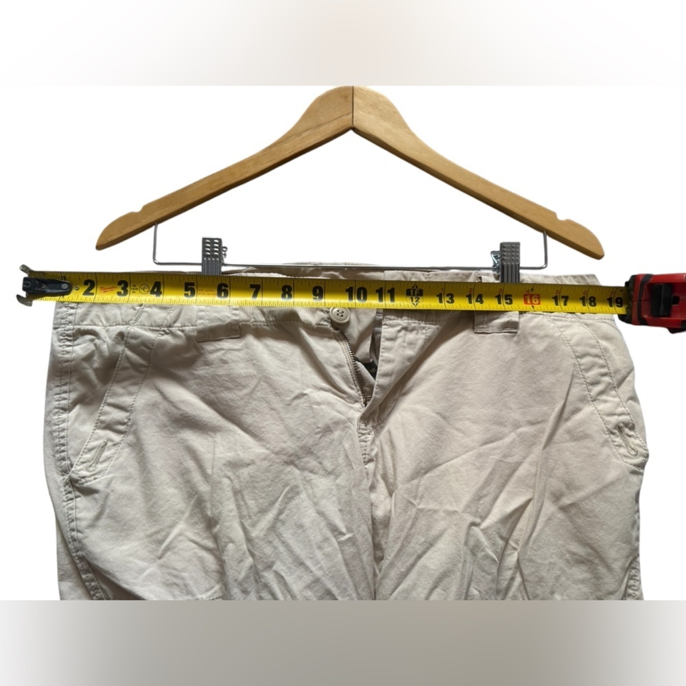 Women’s Y2K tan lucky cargo pants - Picture 4 of 8